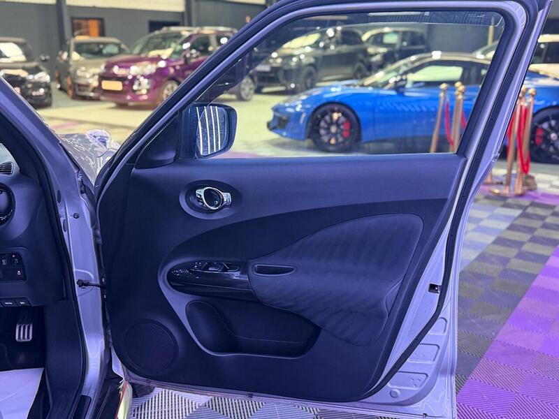 Nissan Juke 1.6 DIG-T Nismo RS Euro 6 5dr - U556