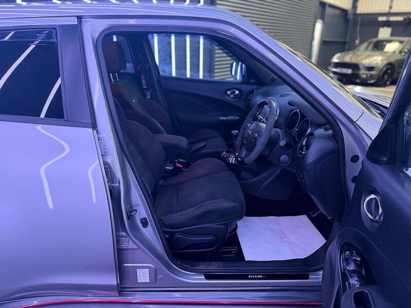 Nissan Juke 1.6 DIG-T Nismo RS Euro 6 5dr - U556