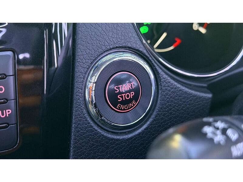 Nissan X-Trail 1.6 dCi Tekna XTRON Euro 6 (s/s) 5dr - U559