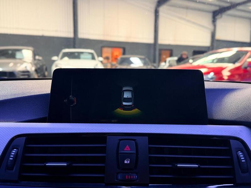 BMW 4 Series 2.0 420d M Sport Auto Euro 6 (s/s) 2dr - U562