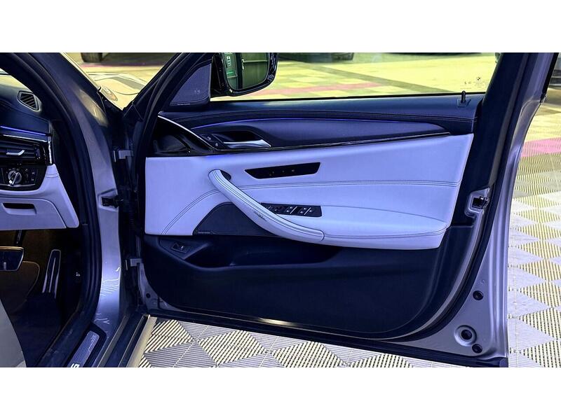BMW M5 4.4i V8 Competition Steptronic xDrive Euro 6 (s/s) 4dr - U564