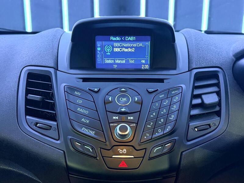 Ford Fiesta 1.0T EcoBoost ST-Line Euro 6 (s/s) 3dr - U568