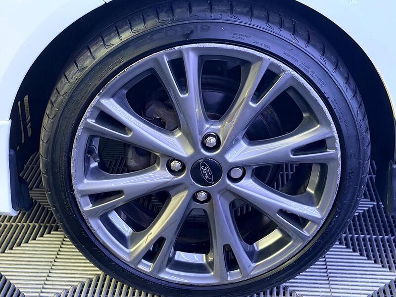 Ford Fiesta 1.0T EcoBoost ST-Line Euro 6 (s/s) 3dr - U568