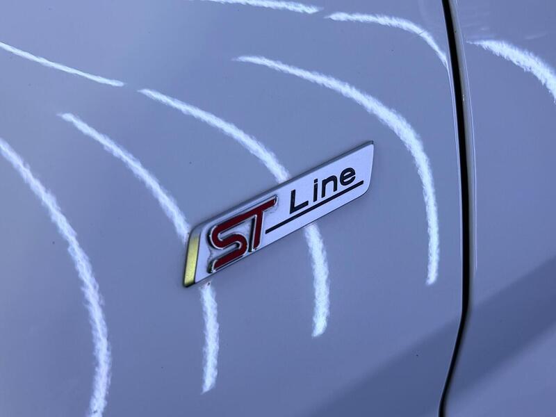 Ford Fiesta 1.0T EcoBoost ST-Line Euro 6 (s/s) 3dr - U568