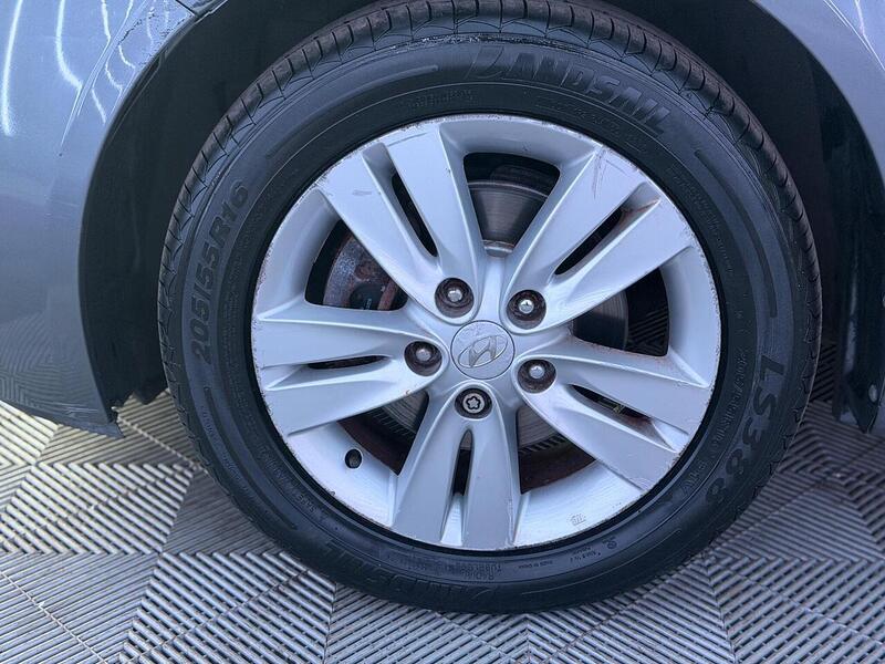 Hyundai ix20 1.6 Active Auto Euro 5 5dr - U574