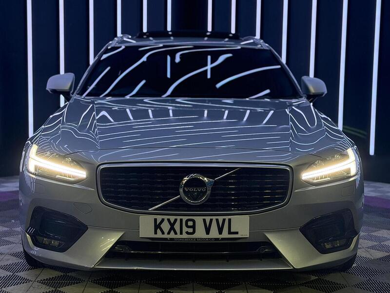 Volvo V90 2.0 D5 PowerPulse R-Design Pro Auto AWD Euro 6 (s/s) 5dr - U575