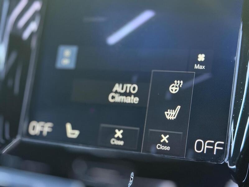 Volvo V90 2.0 D5 PowerPulse R-Design Pro Auto AWD Euro 6 (s/s) 5dr - U575