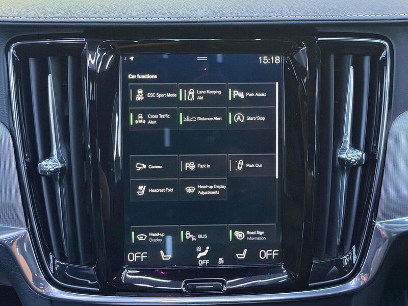 Volvo V90 2.0 D5 PowerPulse R-Design Pro Auto AWD Euro 6 (s/s) 5dr - U575