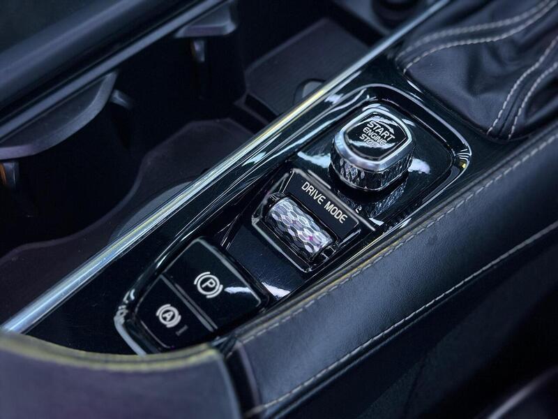 Volvo V90 2.0 D5 PowerPulse R-Design Pro Auto AWD Euro 6 (s/s) 5dr - U575