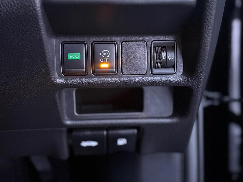 Nissan X-Trail 1.7 dCi N-Connecta CVT Euro 6 (s/s) 5dr - U576