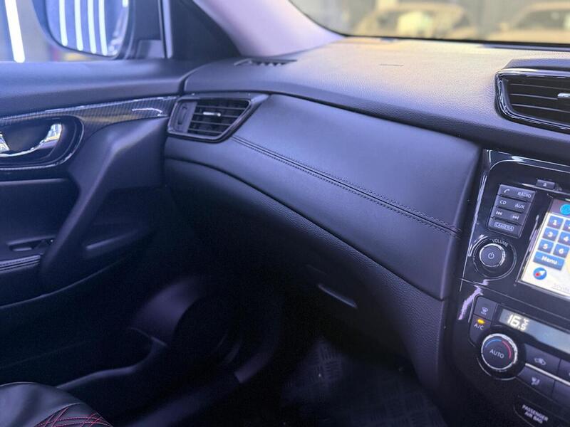 Nissan X-Trail 1.7 dCi N-Connecta CVT Euro 6 (s/s) 5dr - U576