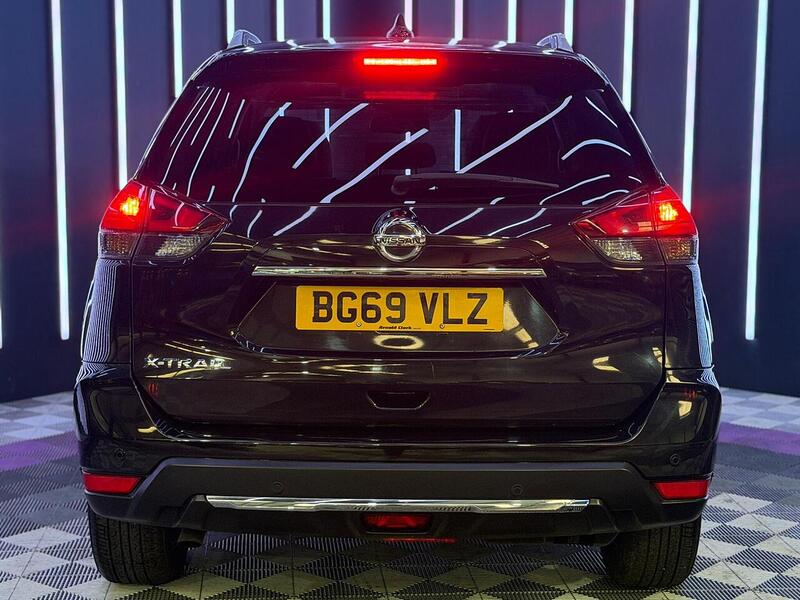 Nissan X-Trail 1.7 dCi N-Connecta CVT Euro 6 (s/s) 5dr - U576