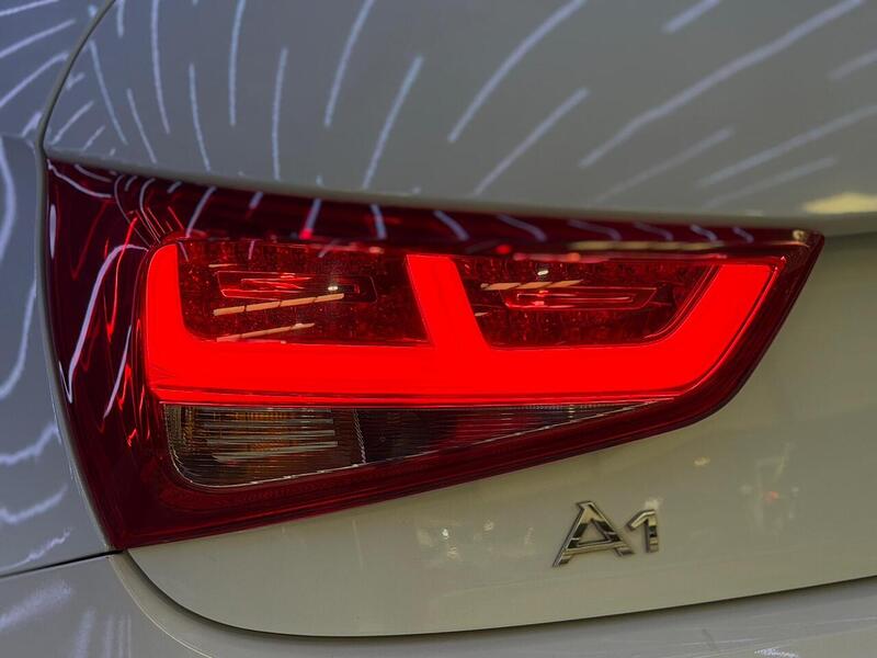 Audi A1 1.6 TDI S line Style Edition Sportback Euro 5 (s/s) 5dr - U579