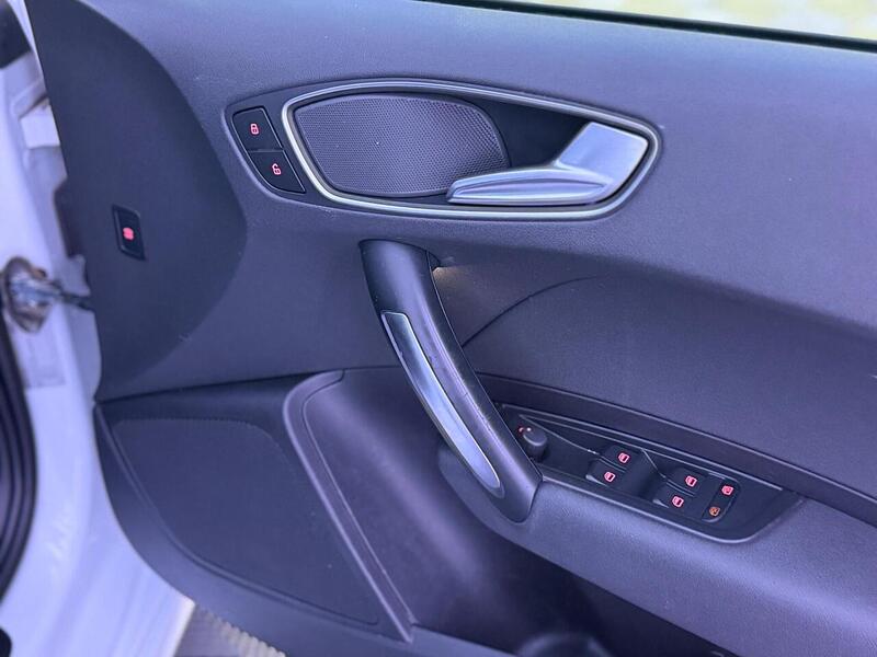 Audi A1 1.6 TDI S line Style Edition Sportback Euro 5 (s/s) 5dr - U579