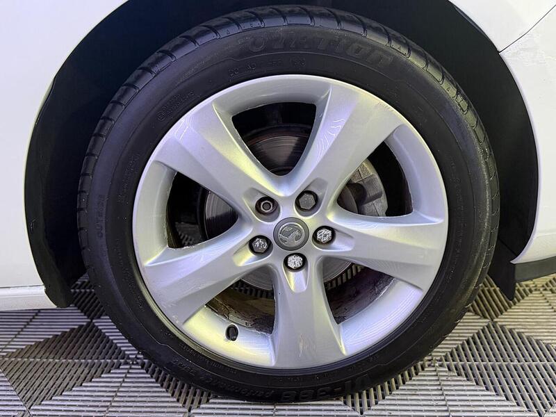 Vauxhall Astra 1.6 16v SRi Auto Euro 5 5dr - U581