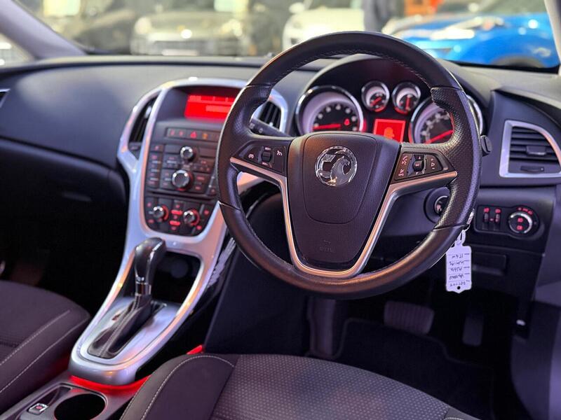 Vauxhall Astra 1.6 16v SRi Auto Euro 5 5dr - U581