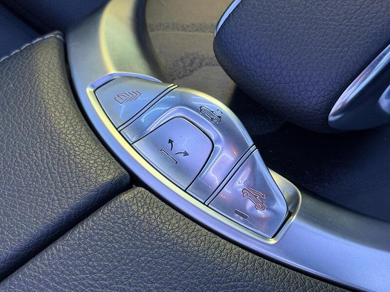 Mercedes-Benz C Class 1.5 C200 MHEV AMG Line Cabriolet G-Tronic+ Euro 6 (s/s) 2dr - U582