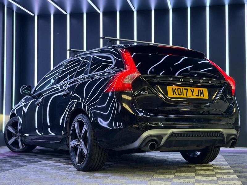 Volvo V60 2.0 D3 R-Design Lux Nav Auto Euro 6 (s/s) 5dr - U595