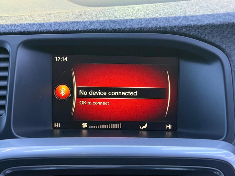 Volvo V60 2.0 D3 R-Design Lux Nav Auto Euro 6 (s/s) 5dr - U595