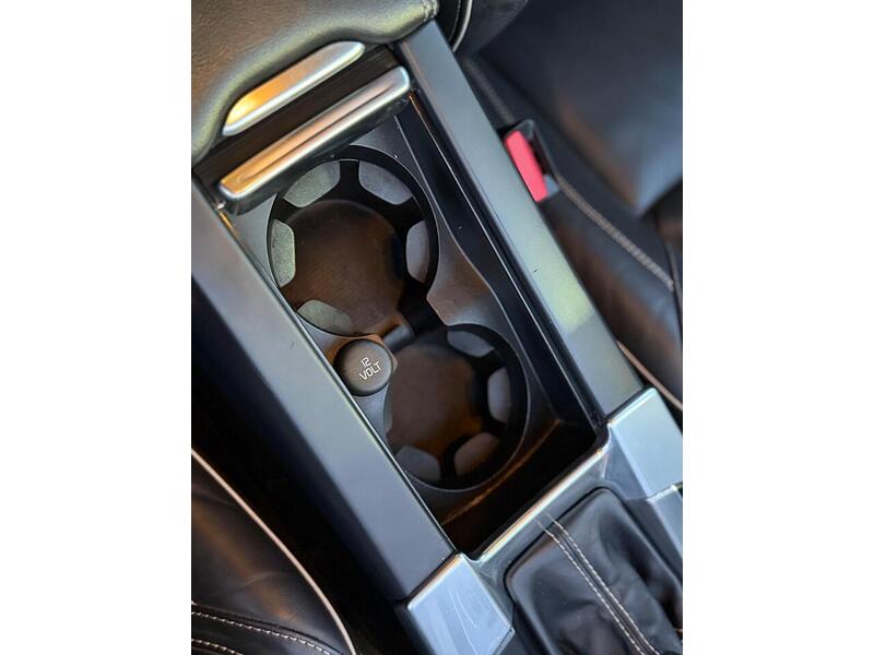 Volvo V60 2.0 D3 R-Design Lux Nav Auto Euro 6 (s/s) 5dr - U595