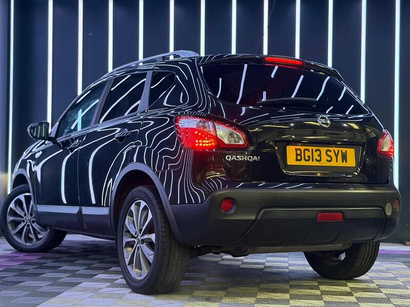 Nissan Qashqai 1.6 Tekna CVT 2WD Euro 5 5dr (AVM) - U596