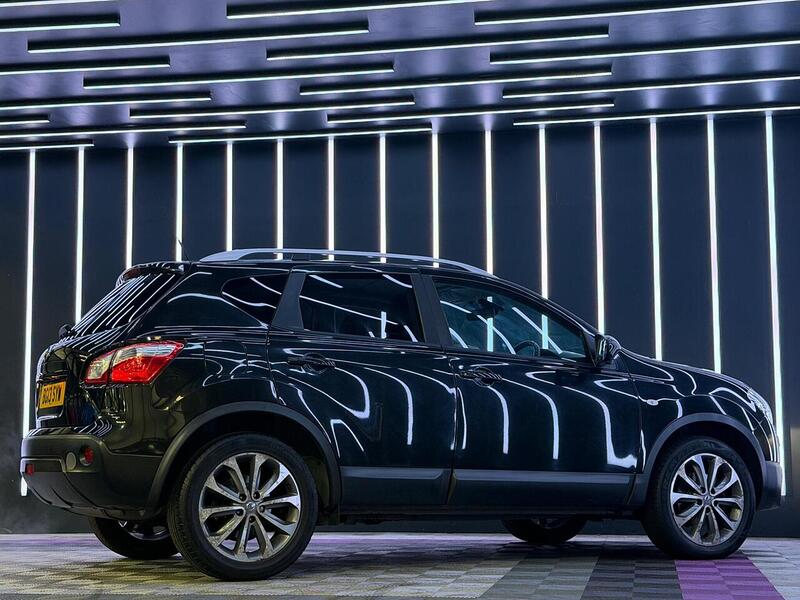 Nissan Qashqai 1.6 Tekna CVT 2WD Euro 5 5dr (AVM) - U596