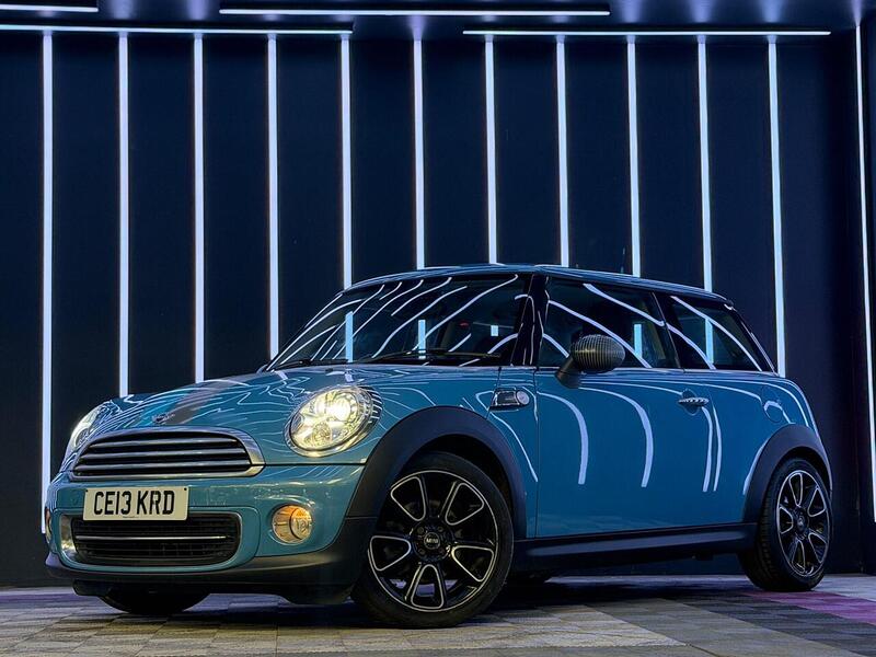 MINI Hatch 1.6 Cooper Bayswater Euro 5 (s/s) 3dr - U599