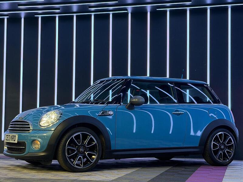 MINI Hatch 1.6 Cooper Bayswater Euro 5 (s/s) 3dr - U599