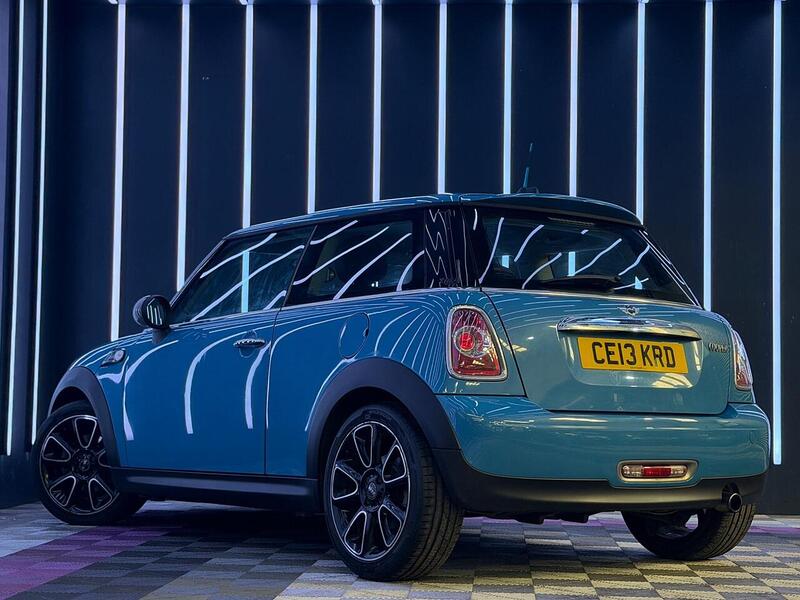 MINI Hatch 1.6 Cooper Bayswater Euro 5 (s/s) 3dr - U599
