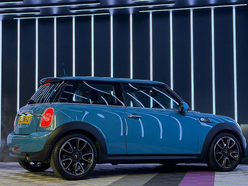 MINI Hatch 1.6 Cooper Bayswater Euro 5 (s/s) 3dr - U599