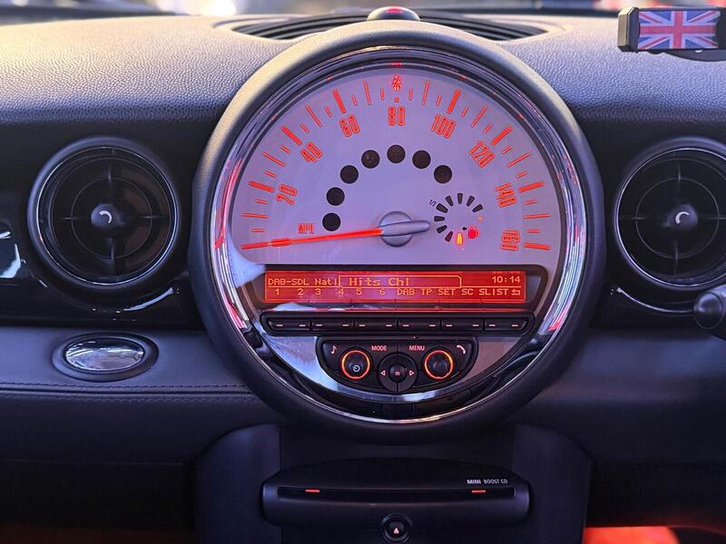 MINI Hatch 1.6 Cooper Bayswater Euro 5 (s/s) 3dr - U599