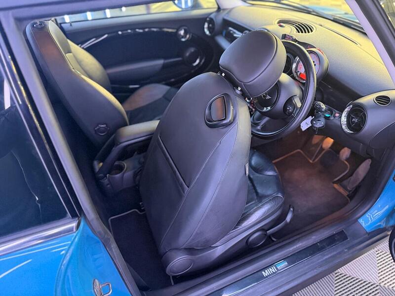 MINI Hatch 1.6 Cooper Bayswater Euro 5 (s/s) 3dr - U599