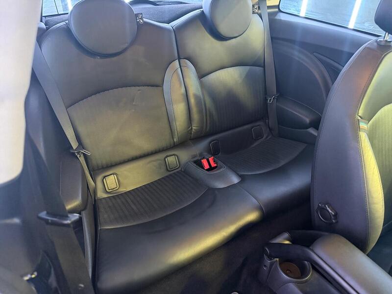 MINI Hatch 1.6 Cooper Bayswater Euro 5 (s/s) 3dr - U599