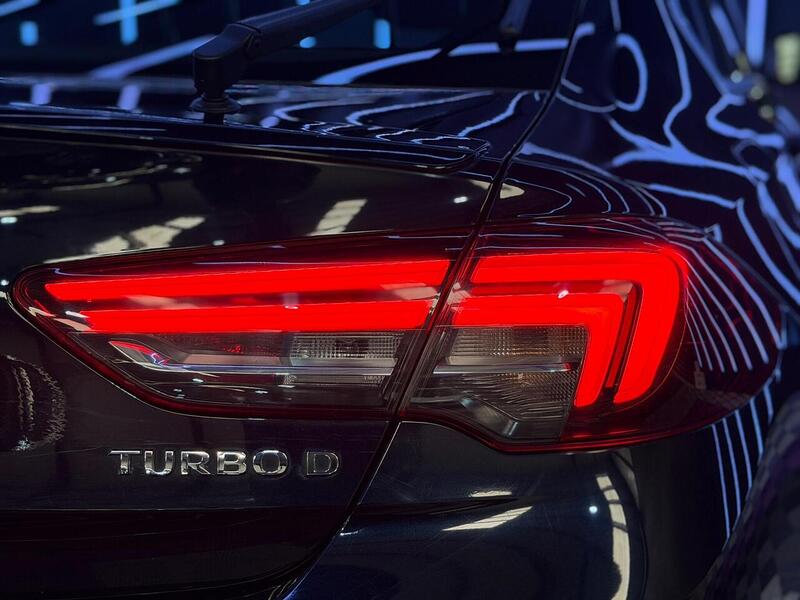 Vauxhall Insignia 2.0 Turbo D BlueInjection SRi VX Line Nav Grand Sport Euro 6 (s/s) 5dr - U600