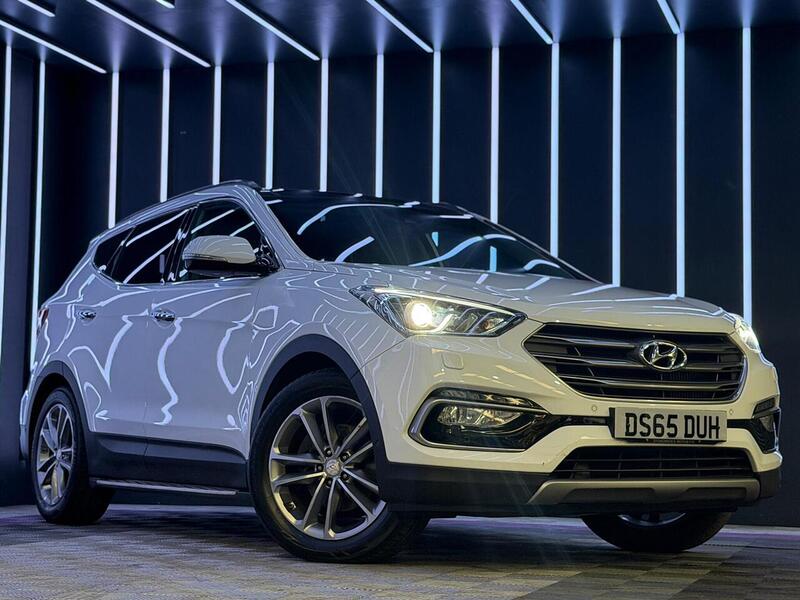 Hyundai Santa Fe 2.2 CRDi Blue Drive Premium SE 4WD Euro 6 (s/s) 5dr (7 Seat) - U602