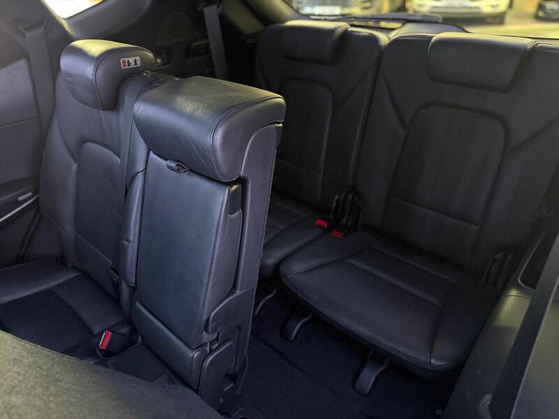 Hyundai Santa Fe 2.2 CRDi Blue Drive Premium SE 4WD Euro 6 (s/s) 5dr (7 Seat) - U602