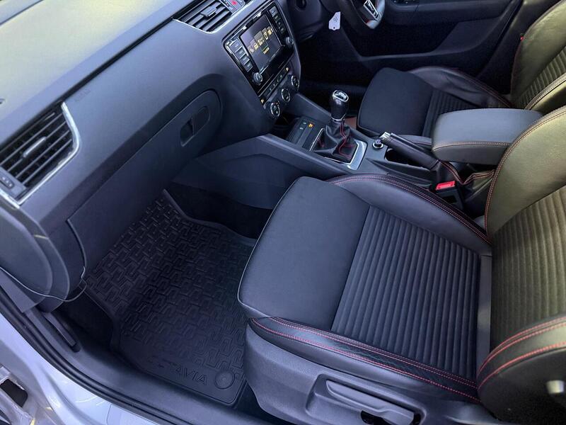 Skoda Octavia 2.0 TDI vRS Euro 6 (s/s) 5dr - U604