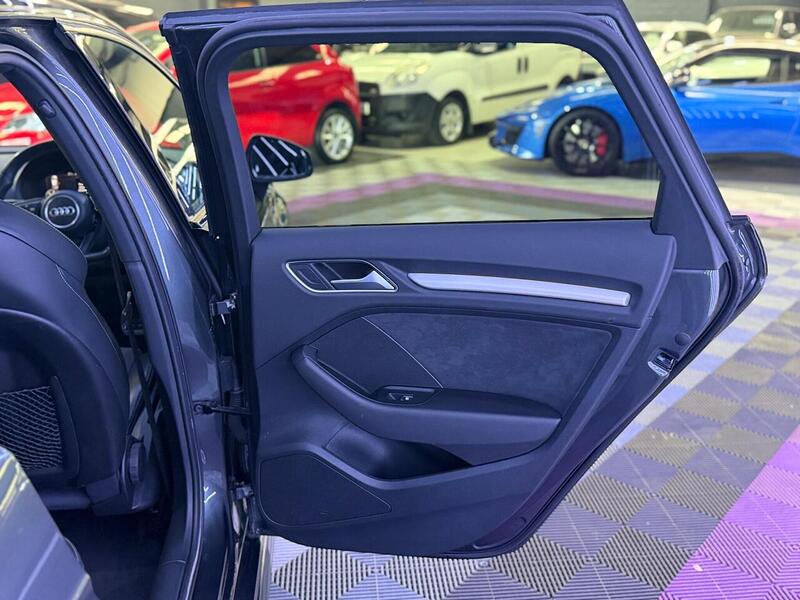 Audi A3 2.0 TDI 40 Black Edition Sportback S Tronic quattro Euro 6 (s/s) 5dr - U606