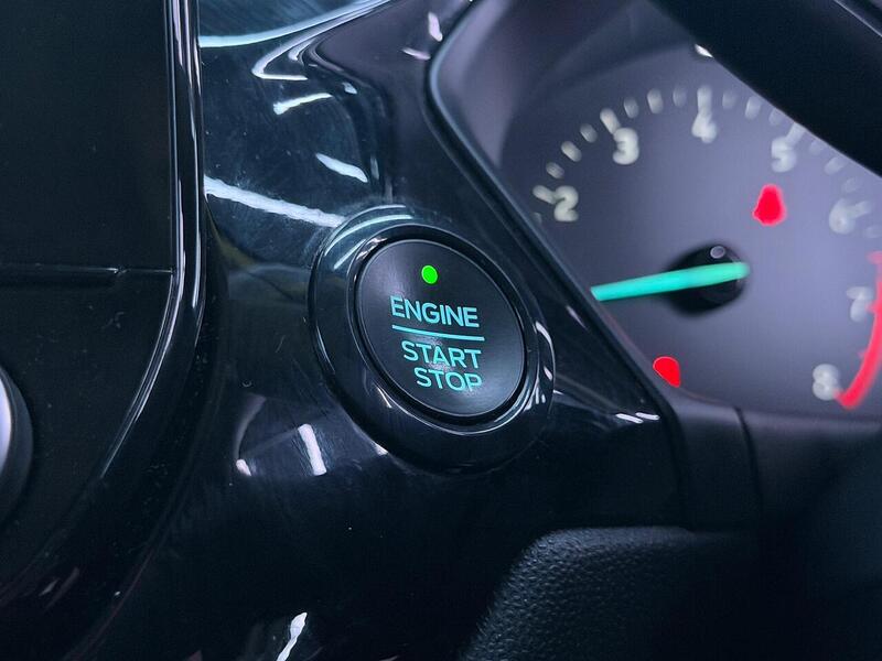 Ford Fiesta 1.0T EcoBoost Titanium Euro 6 (s/s) 5dr - U611