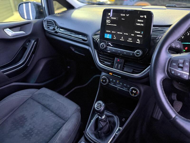 Ford Fiesta 1.0T EcoBoost Titanium Euro 6 (s/s) 5dr - U611
