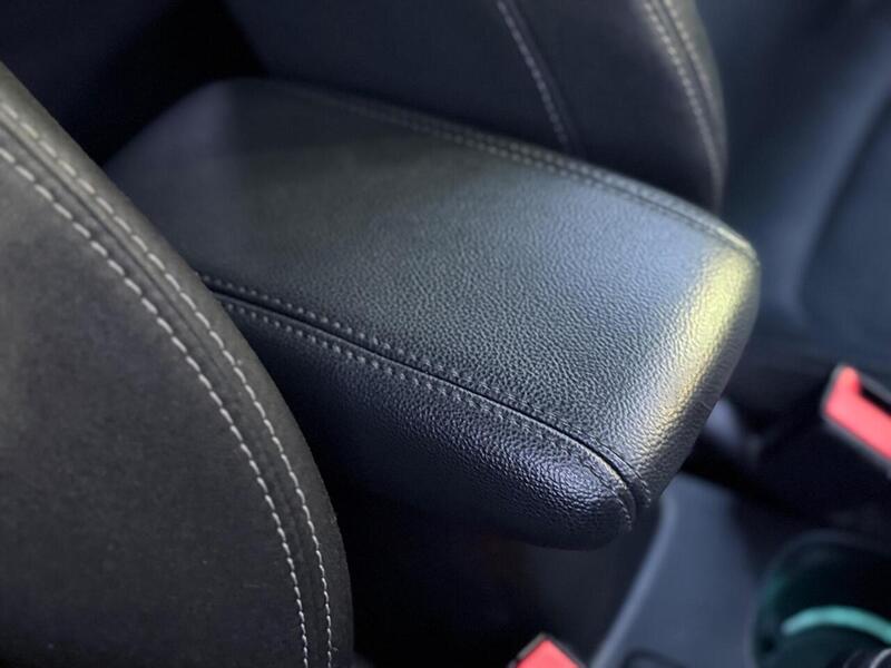 Ford Fiesta 1.0T EcoBoost Titanium Euro 6 (s/s) 5dr - U611