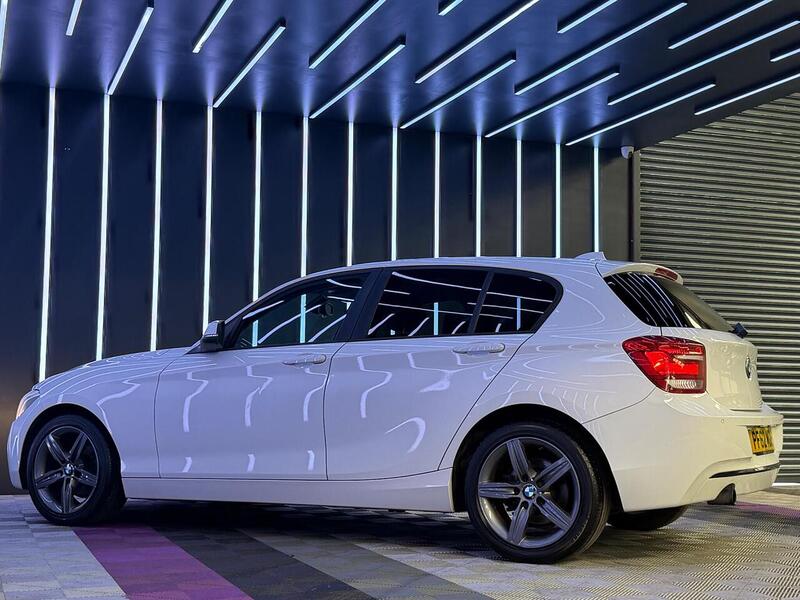 BMW 1 Series 1.6 116i Sport Euro 5 (s/s) 5dr - U622