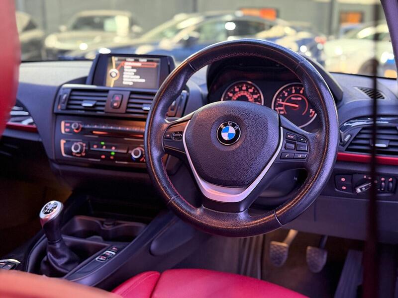 BMW 1 Series 1.6 116i Sport Euro 5 (s/s) 5dr - U622