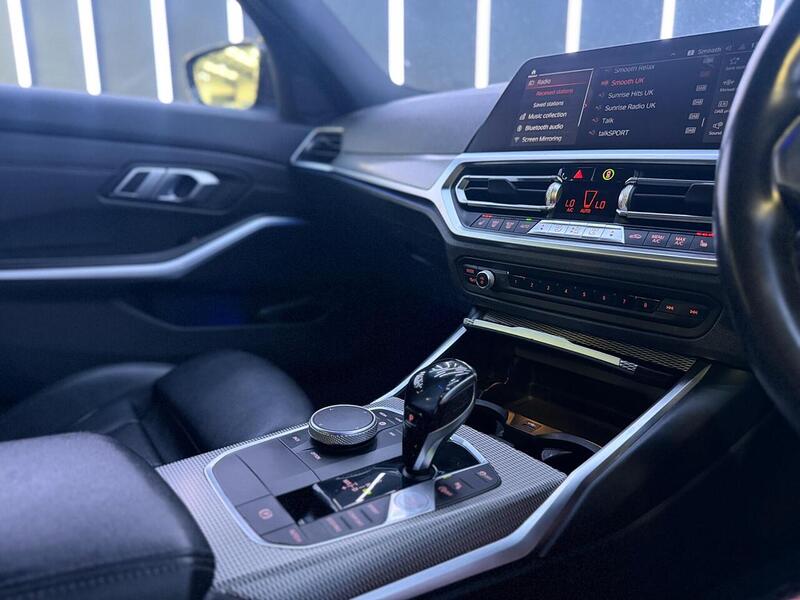 BMW 3 Series 2.0 330i M Sport Auto Euro 6 (s/s) 4dr - U630