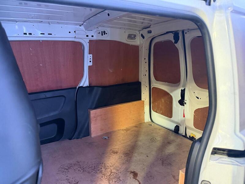 Vauxhall Combo 1.6 Turbo D 2000 Sportive L1 H1 Euro 6 (s/s) 4dr - U634
