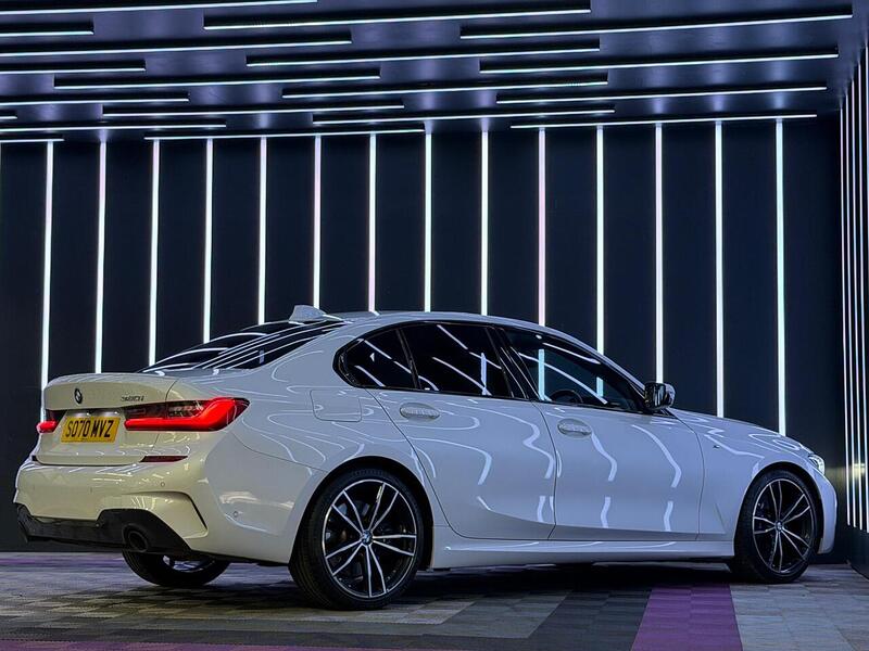 BMW 3 Series 2.0 320i M Sport Auto Euro 6 (s/s) 4dr - U651