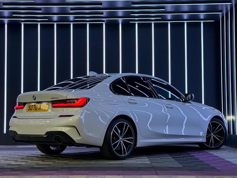 BMW 3 Series 2.0 320i M Sport Auto Euro 6 (s/s) 4dr - U651