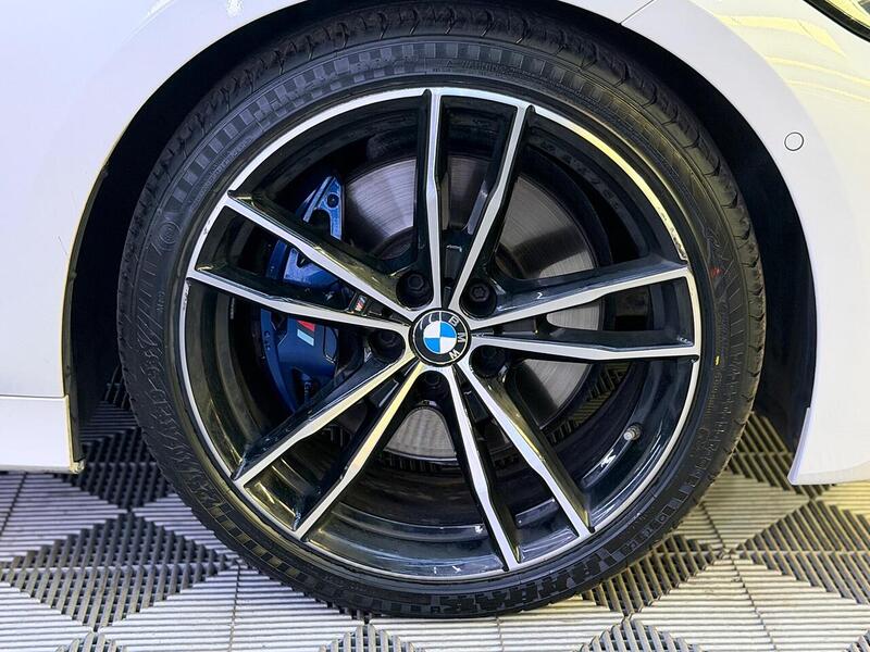 BMW 3 Series 2.0 320i M Sport Auto Euro 6 (s/s) 4dr - U651