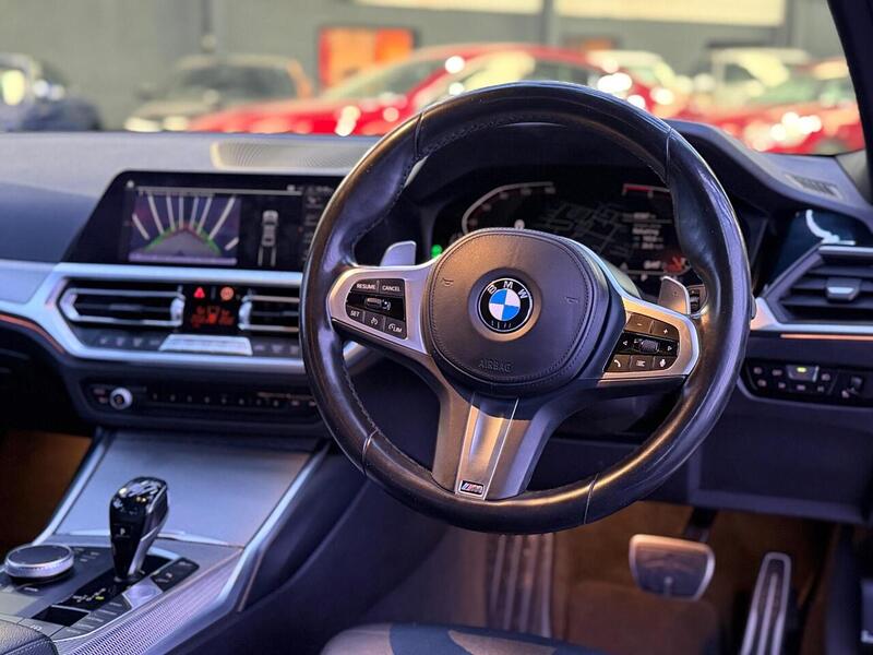 BMW 3 Series 2.0 320i M Sport Auto Euro 6 (s/s) 4dr - U651