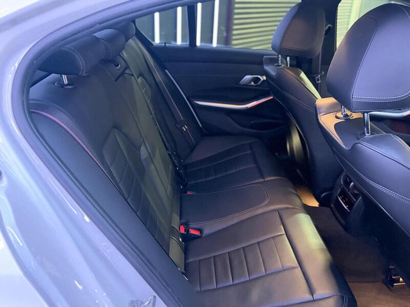 BMW 3 Series 2.0 320i M Sport Auto Euro 6 (s/s) 4dr - U651